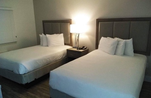 Gros Islet House | Tropical Breeze Guesthouse and Furnished Apartments