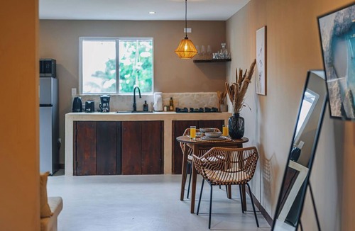 Kudawecha Apartment | Tropical Garden Oasis with Pool near Palm Beach