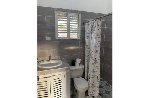 La Ceiba House | TropicalParadise VillaLasTerrenas 3br+WiFi+NearBeach+AIRcondit