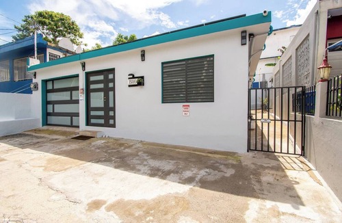 Cuevas Apartment | Trujillo Alto - Parking Gratis, TV, A/C, Wi-Fi