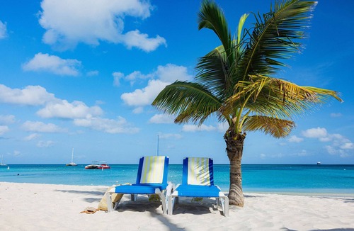 Palm Beach Hotel | TRYP by Wyndham Aruba Adults Only Hotel