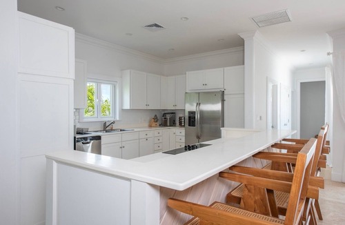 Savannah Sound House | Turtle Pointe - Lux New Windermere Home W/pool, Boat Dock, Beach 3 Bedroom Home