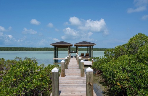 Savannah Sound House | Turtle Pointe - Lux New Windermere Home W/pool, Boat Dock, Beach 3 Bedroom Home