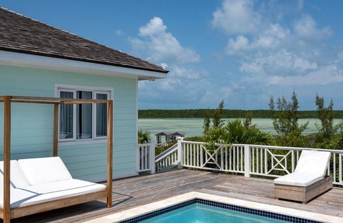 Savannah Sound House | Turtle Pointe - Lux New Windermere Home W/pool, Boat Dock, Beach 3 Bedroom Home