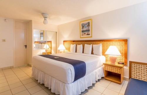 Palm Beach Hotel | Two Bedroom Suite @ Caribbean Palm Village Resort