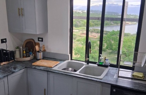 Hellshire House | VACA N' STAY 3 Minutes away from Hellshire Beach