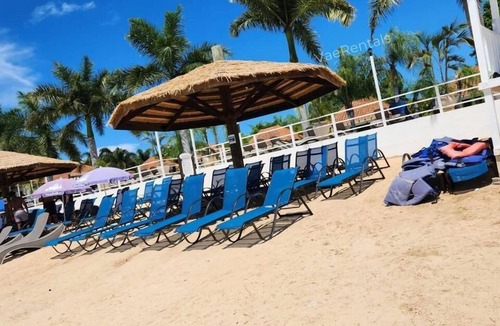 Discovery Bay House | VaeTropicalParadise Free Puerto Seco Beach Access