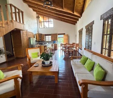 Jarabacoa Ski Chalet | Villa Ana Rosa