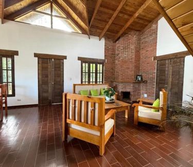 Jarabacoa Ski Chalet | Villa Ana Rosa