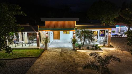 Bonao Villa | Villa Donatella Bonao