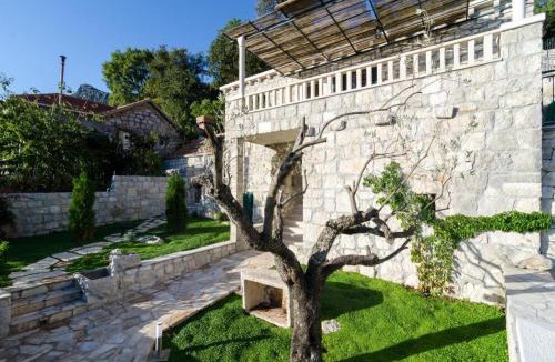 Dunave Krajnje Villa | Villa Falcon Rook