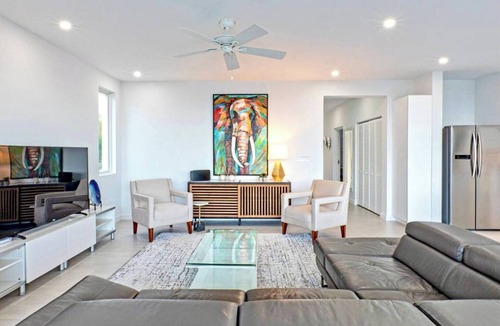 Westmoreland Apartment | Villa Ferraj - 2bd By Zenbreak