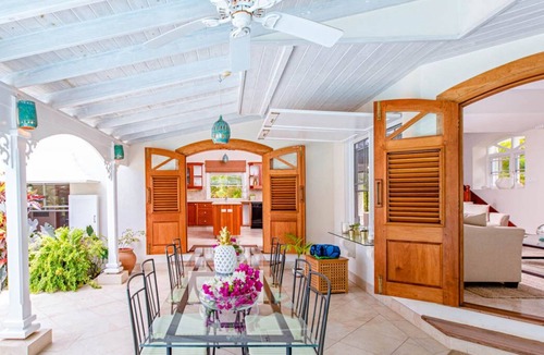 Gibbs Bay Villa | Villa Gibbes - Three Bedroom Villa, Sleeps 6
