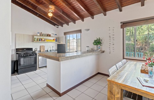 Tanki Flip Villa | Villa katalina in Aruba~