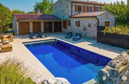 Sveti Bartol Villa | Villa Nonna Lucia in Kuberton - Haus für 6 Personen
