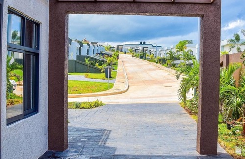 Ocho Rios Villa | Villa of Ocho Rios Jamaica overlooking sunny skies