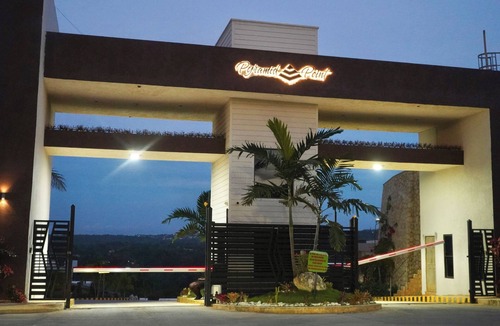 Ocho Rios Villa | Villa of Ocho Rios Jamaica overlooking sunny skies