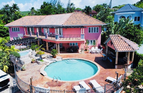 IronShore Estates Villa | Villa Paradise- Pool, Jacuzzi & More