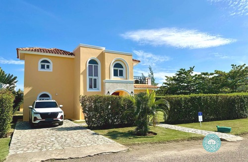 Playa Chiquita Villa | Villa Rheia