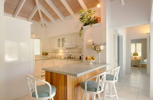 Dickenson Bay Villa | Villa Valley Breeze