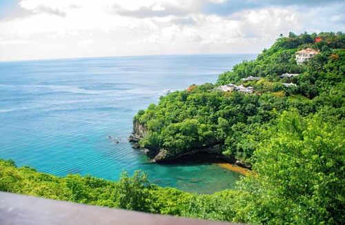 Marigot Bay Apartment | Villa Vino Lucia & Helen's Wine Cellar