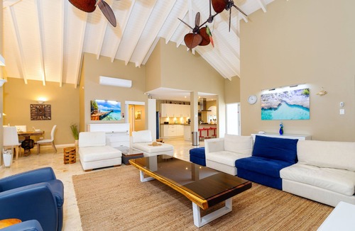 Sabana Liber Villapark House | Villa with pool, spa and outdoor kitchen!