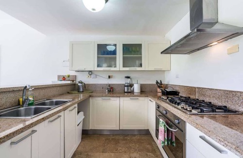Puerto Bahia Villa | Villa with private pool and views in Puerto Bahia