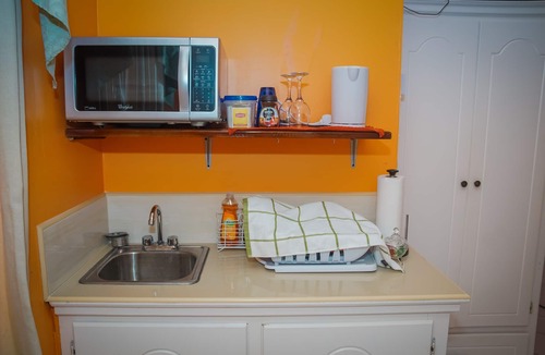 Choiseul Apartment | Vinaya's Studio Apartment-Romantic Hideaway