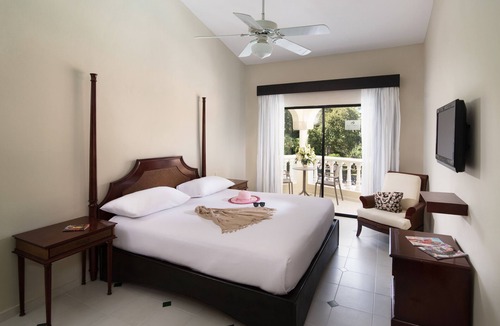 Puerto Plata Resort | VIP Cofresi Jr. Suite @ Lifestyle Holidays, Mandatory All-Inclusive Fee Extra