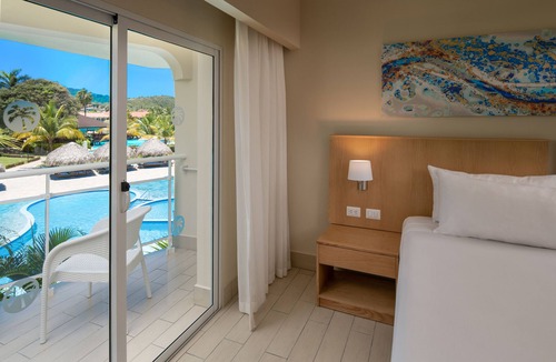 Puerto Plata Resort | VIP Tropical Jr. Suite @ Lifestyle Holidays, Mandatory All-Inclusive Fee Extra