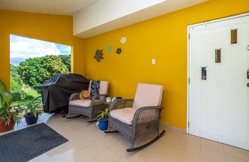 Rio House | Vista YuKé ~ 7BR Mountain Escape ~ Saltwater Spa for 12 ~ Near El Yunque