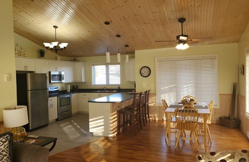 Bayview House | Water view cottage 5 min to Cav Beach, Golf, Anne Green Gables