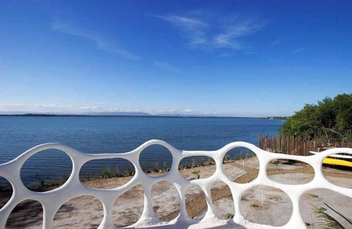 Cocoplum Villa | Waterfront organic architecture villa with pool & AC - near lagoon
