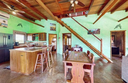 Boca Ciega House | Waterfront villa with private pool, balcony, partial AC, fast WiFi - near beach