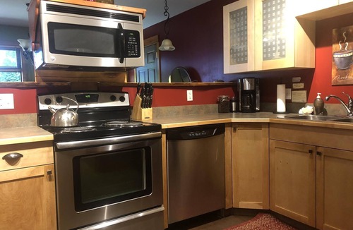 Nelson Apartment | Wheelchair Accessible 2 BR Downtown Suite: Urban Comfort - Pet Friendly.