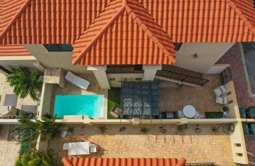 Gold Coast Apartment | wonder apartment in gold coast with private pool