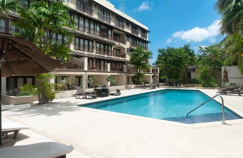 Marine Gardens Condo | Wonderful 1-bed condo, 2min walk to beach & more