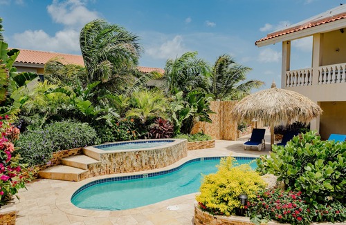 Bubali Apartment | Wonderful modern 2-bedroom apartment with tropical garden, pool and whirlpool