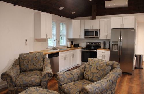 Butteville Apartment | Wonderful Studio Located in the Heart of Oregon Wine Country