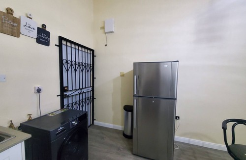 Portmore House | Zen at Phoenix 24hr security- Gated Community Luxury & comfort in a modern space