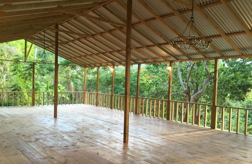 Runaway Bay Cottage | Zen Suite, A Private 2 Bedroom Hideaway