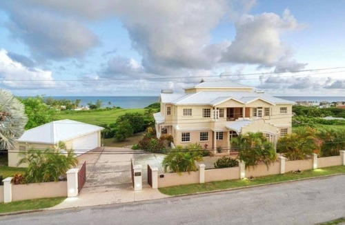 Welches House | ZenBreak Landsdown House 6 Bd