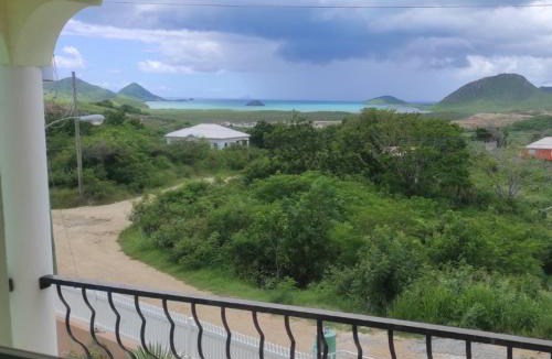 Saint John Parish Apartment | Zeus Estate Guest House 2