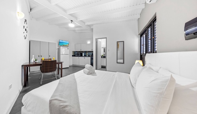 1BR 2 min to the beach, Fully Equipped Escape, Warm, Relaxing & Perfect for Two