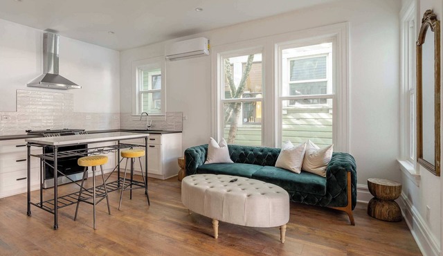 1BR - Walk to Coffee, Brews & NW 23rd Shops in Portland