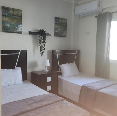 2 Bdrm, 1 Bath, Wifi, Near River and Beach, 2L