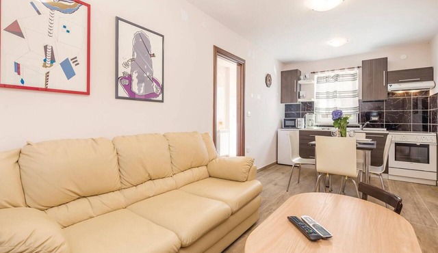 2 bedroom amazing apartment in Icici in Icici