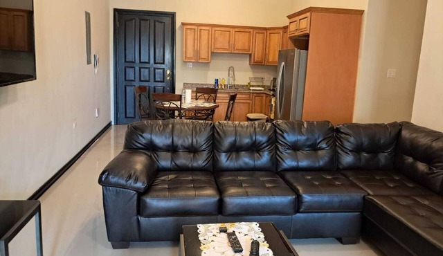 2-bedroom condo in delightful Kingston with cool AC