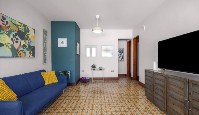 2-Bedroom | Near T-Mobile District & Calle Cerra