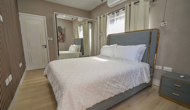 2BR Sugar Apple Suite | Villa-MSV | Pool, Kitchen & Sea Views – Family/Group in Saint George's